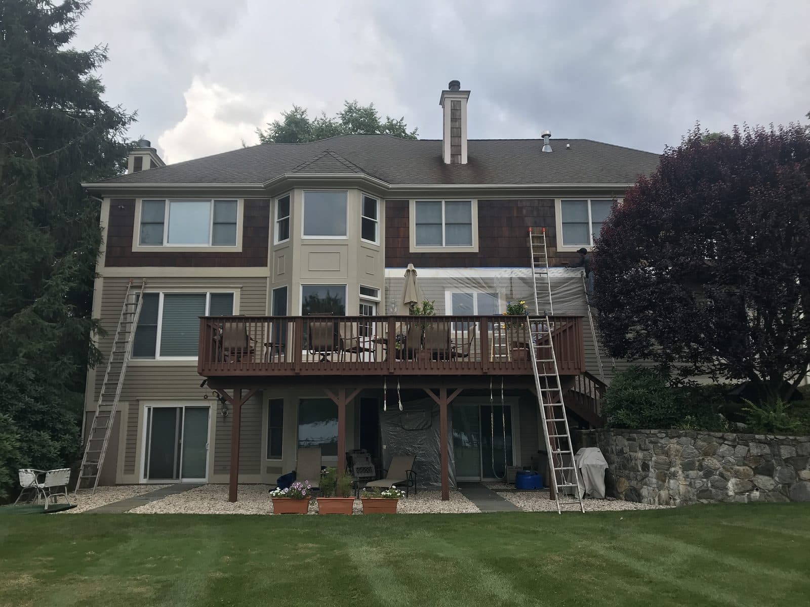 Multi-unit building with ladder work